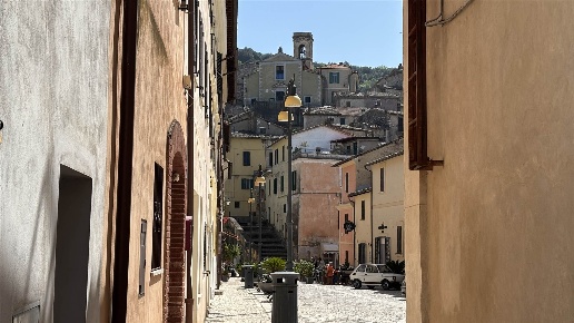 appartamento in vendita a Poggio Catino in zona Catino
