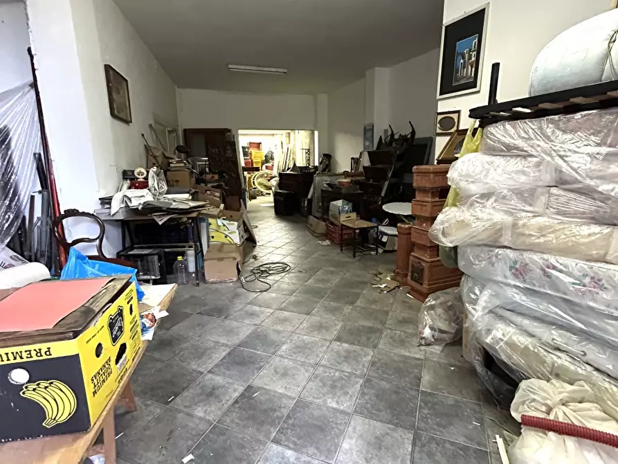 locale di sgombero in vendita a Poggio Mirteto