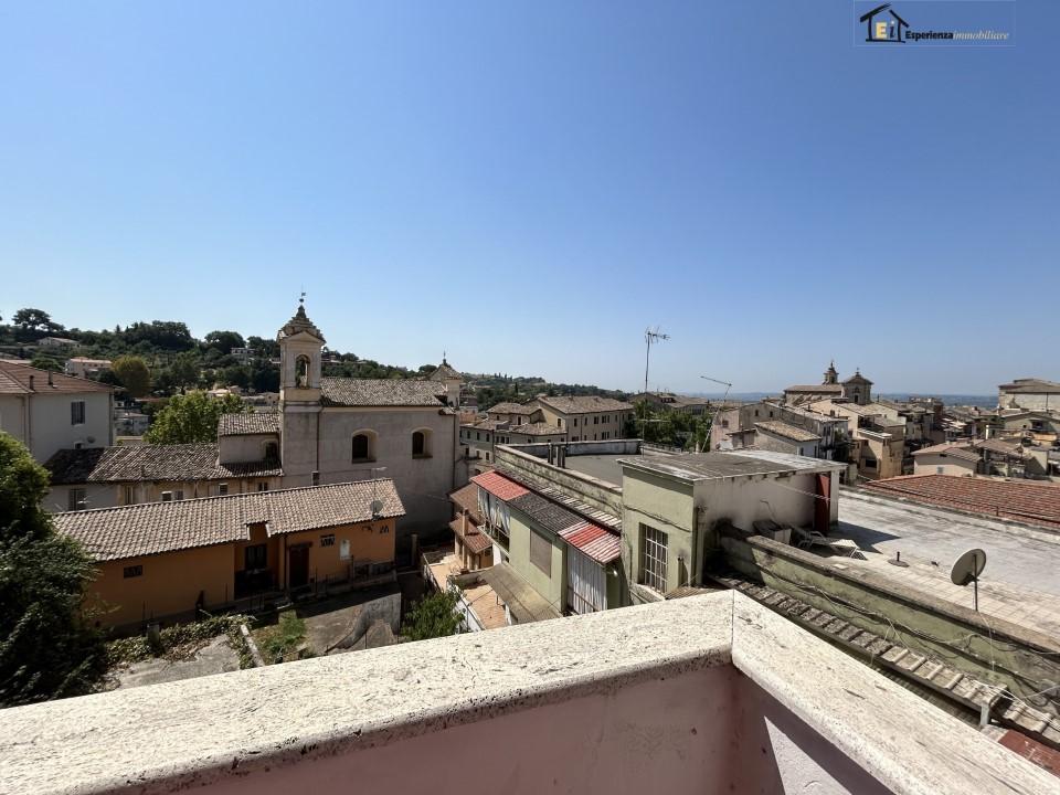 appartamento in vendita a Poggio Mirteto