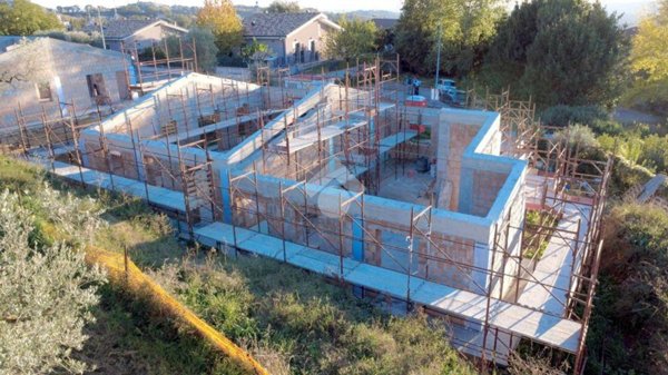 casa indipendente in vendita a Poggio Mirteto