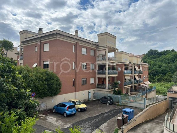 appartamento in vendita a Poggio Mirteto