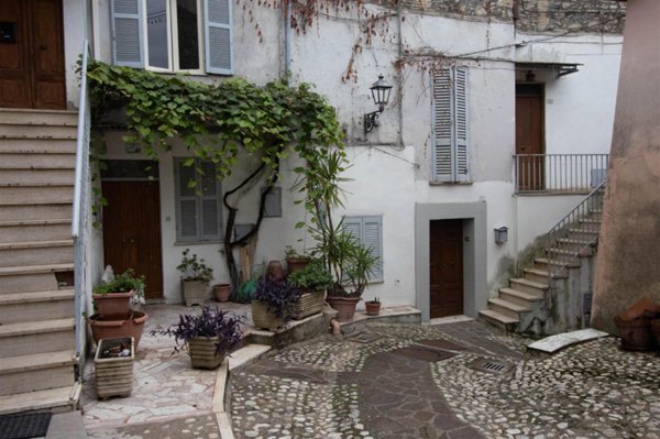 appartamento in vendita a Poggio Mirteto