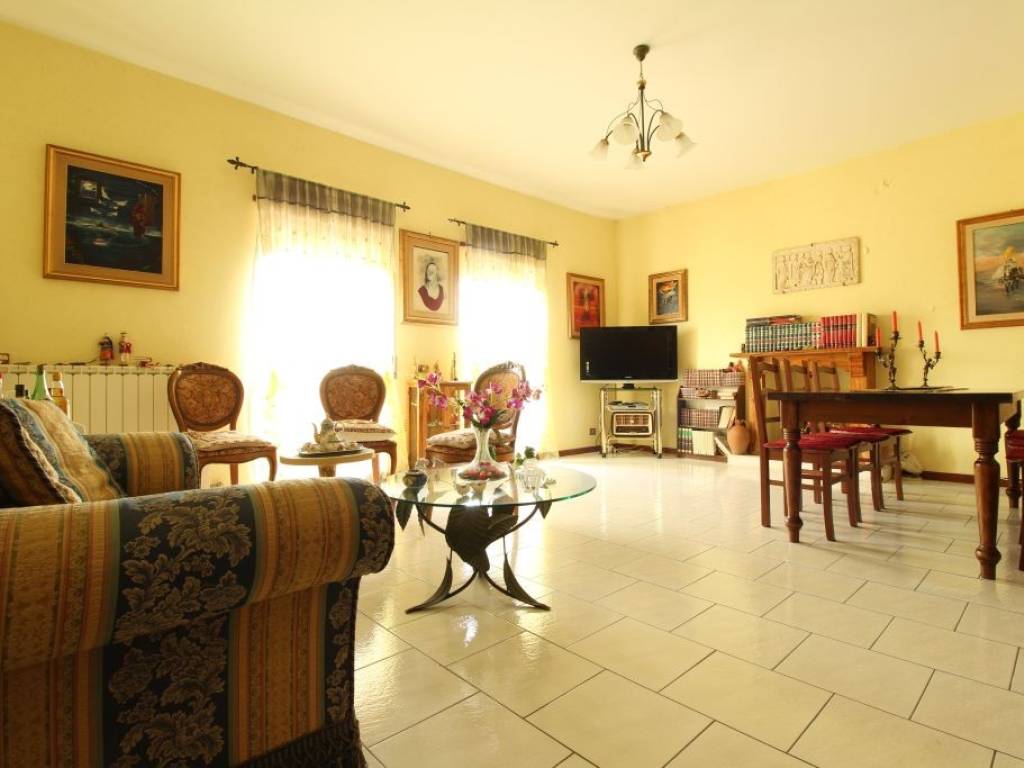 appartamento in vendita a Poggio Mirteto