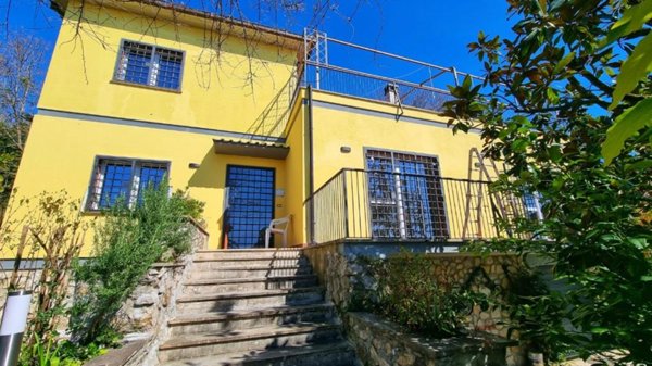 casa indipendente in vendita a Poggio Mirteto