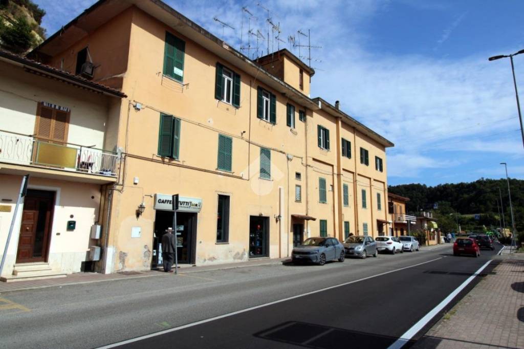appartamento in vendita a Poggio Mirteto in zona Poggio Mirteto Scalo