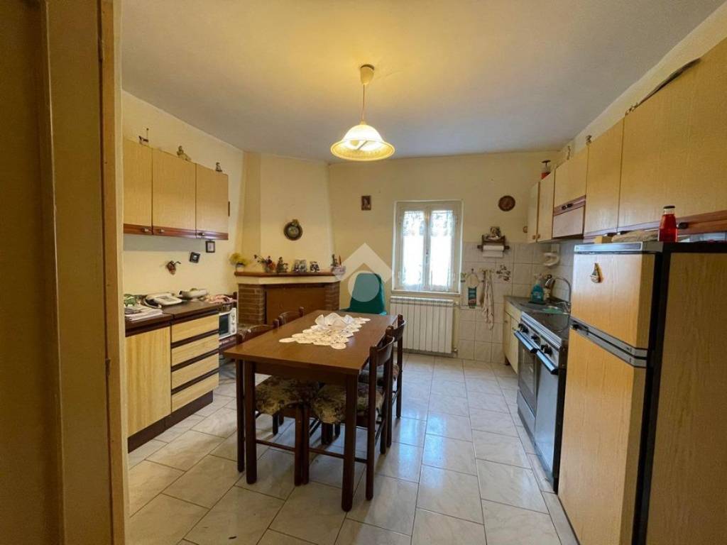 casa semindipendente in vendita a Poggio Mirteto in zona San Luigi