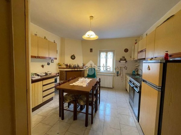 casa semindipendente in vendita a Poggio Mirteto in zona San Luigi