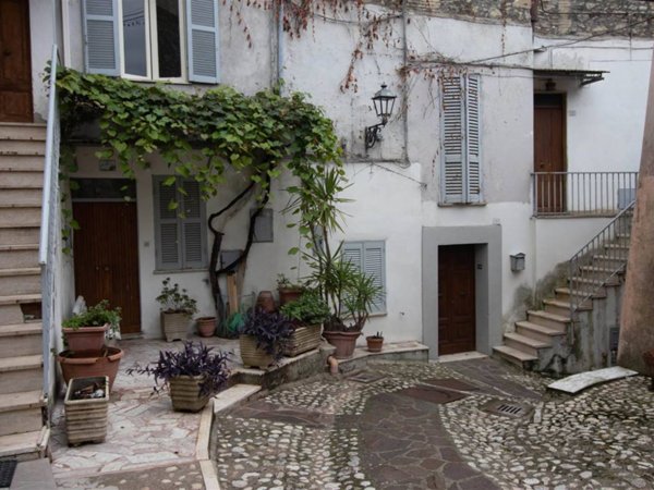 appartamento in vendita a Poggio Mirteto