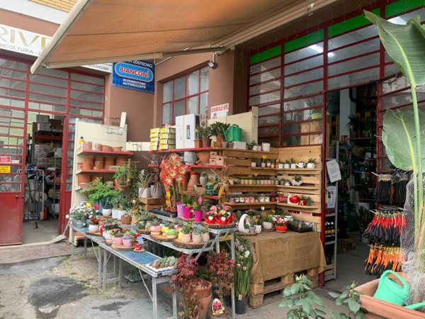 negozio in vendita a Poggio Mirteto