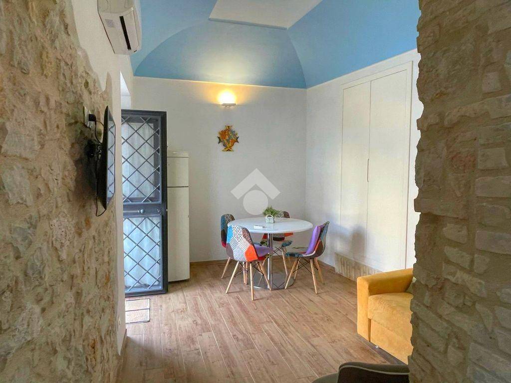 appartamento in vendita a Poggio Mirteto in zona San Valentino