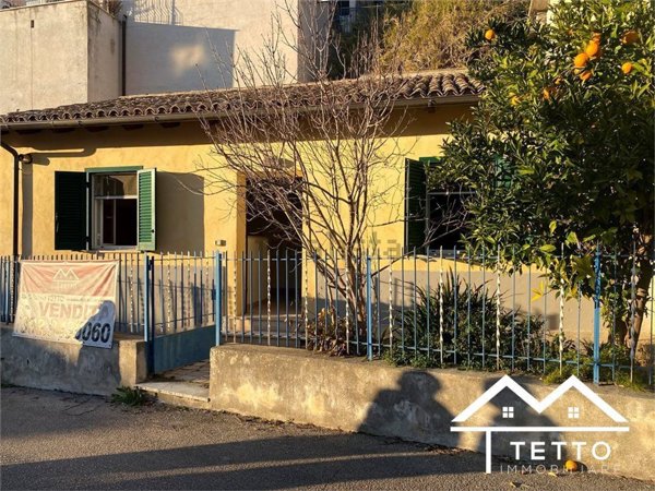 casa indipendente in vendita a Poggio Mirteto