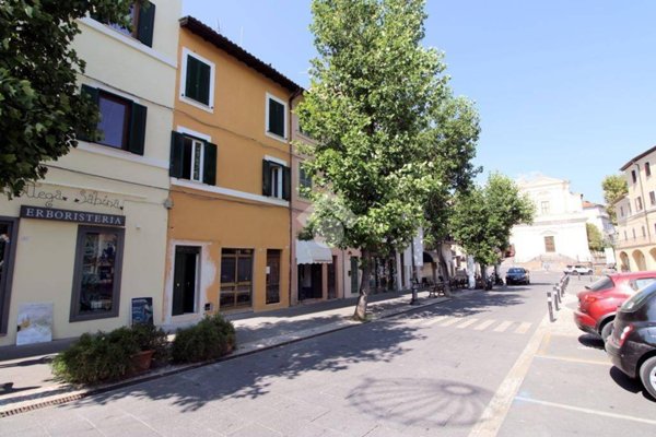 appartamento in vendita a Poggio Mirteto in zona San Valentino