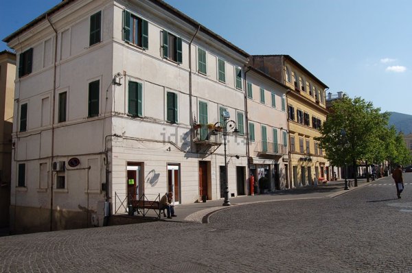 ufficio in vendita a Poggio Mirteto