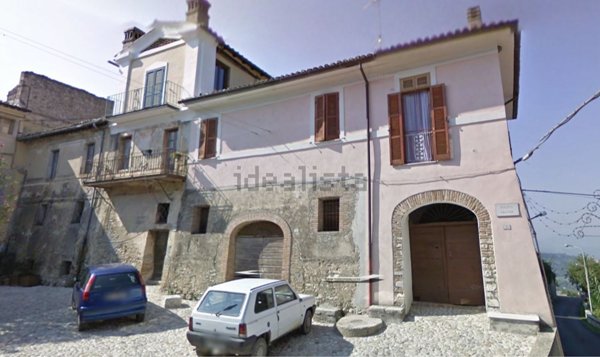 quadrivano in vendita a Poggio Mirteto in zona Castel San Pietro