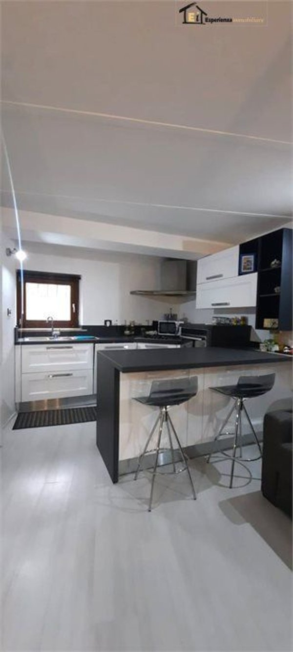 casa indipendente in vendita a Poggio Mirteto