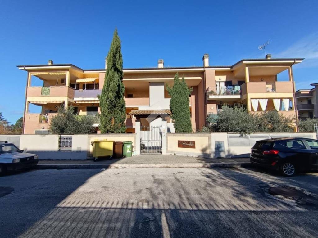 appartamento in vendita a Poggio Mirteto