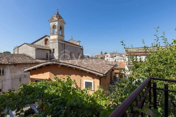 casa indipendente in vendita a Poggio Mirteto