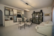 casa indipendente in vendita a Poggio Mirteto in zona Poggio Mirteto Scalo