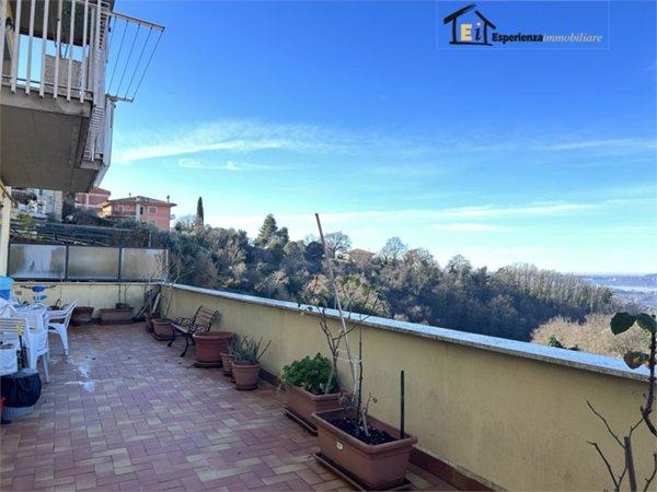 appartamento in vendita a Poggio Mirteto in zona San Valentino
