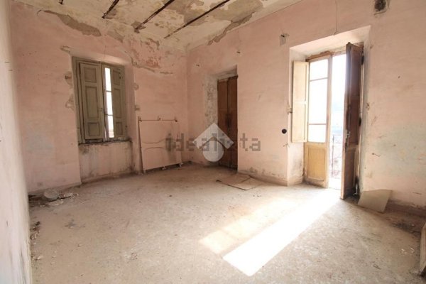 appartamento in vendita a Poggio Mirteto in zona San Valentino