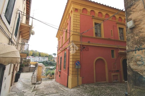 appartamento in vendita a Poggio Mirteto in zona San Valentino