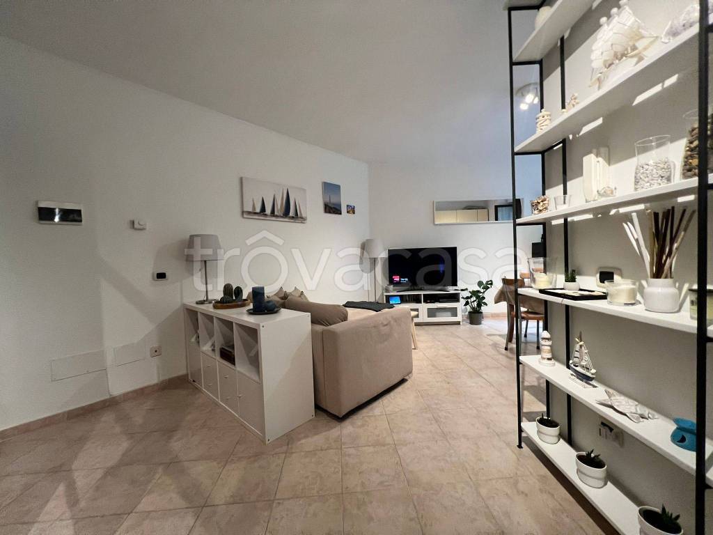 appartamento in vendita a Poggio Mirteto in zona Poggio Mirteto Scalo