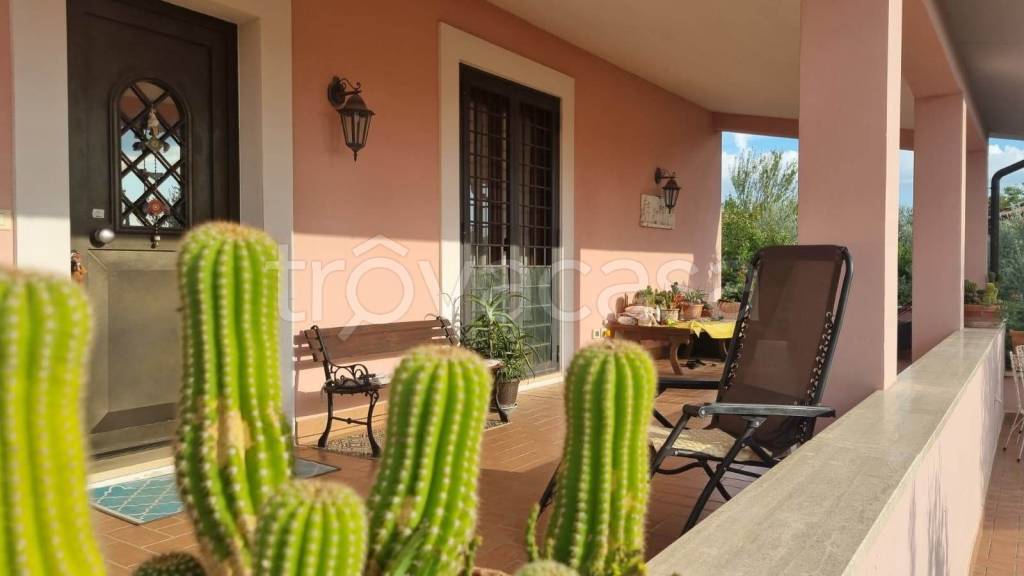 casa indipendente in vendita a Poggio Mirteto in zona San Valentino
