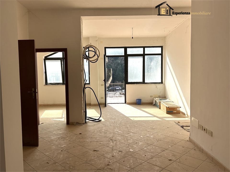 appartamento in vendita a Poggio Mirteto in zona San Valentino