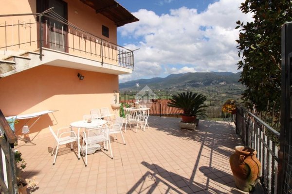 appartamento in vendita a Poggio Mirteto in zona San Luigi