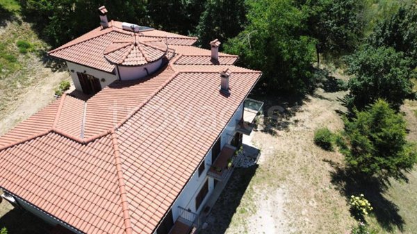 casa indipendente in vendita a Poggio Mirteto in zona Poggio Mirteto Scalo