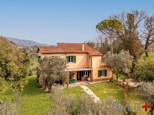 casa indipendente in vendita a Poggio Mirteto in zona Poggio Mirteto Scalo