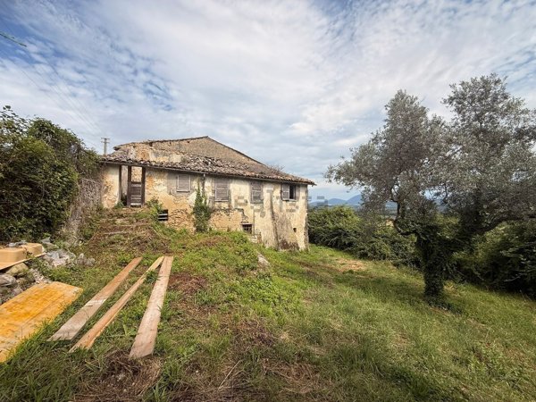 casale in vendita a Poggio Mirteto