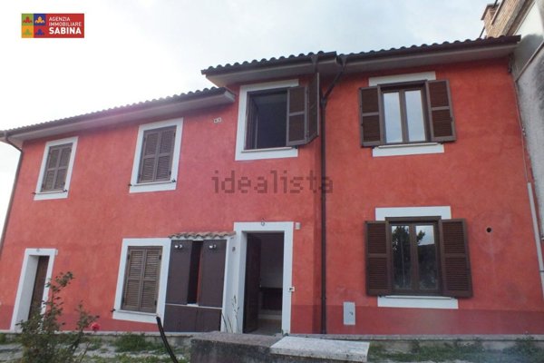 appartamento in vendita a Poggio Mirteto in zona San Luigi