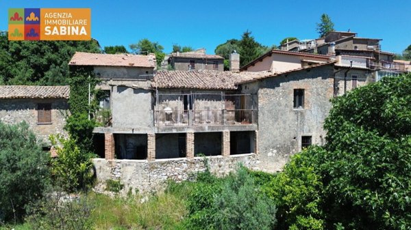 appartamento in vendita a Poggio Mirteto in zona San Valentino