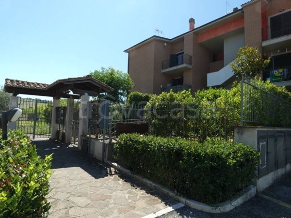 appartamento in vendita a Poggio Mirteto in zona Poggio Mirteto Scalo