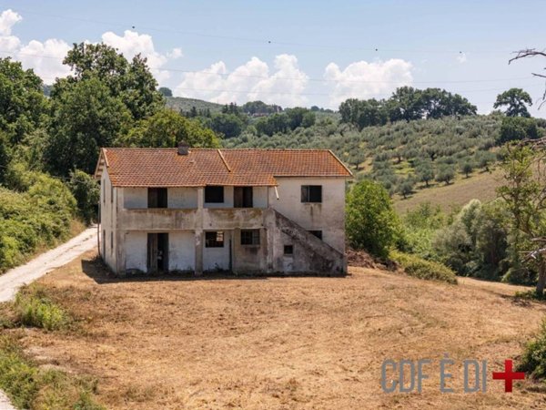 casa indipendente in vendita a Poggio Mirteto