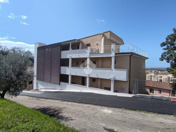 appartamento in vendita a Poggio Mirteto in zona San Valentino