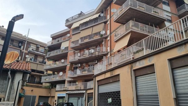 appartamento in vendita a Poggio Mirteto in zona San Valentino