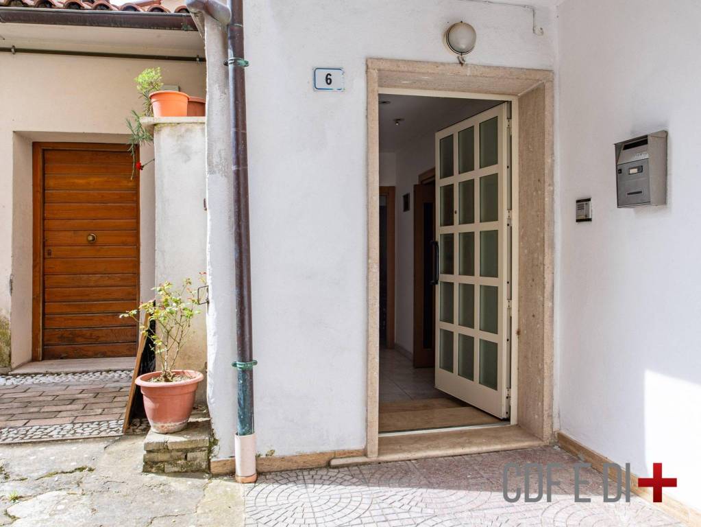 appartamento in vendita a Poggio Moiano