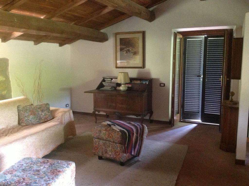 casa indipendente in vendita a Poggio Moiano