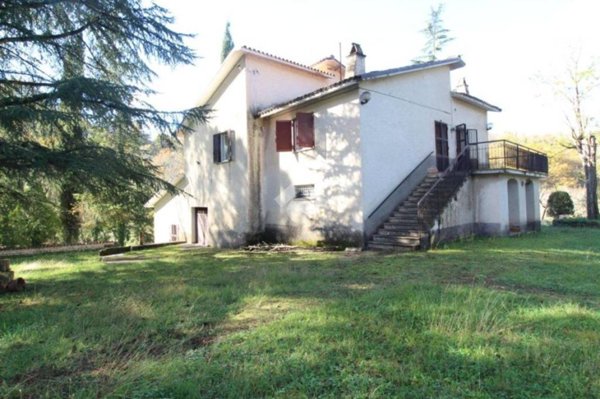 casa indipendente in vendita a Poggio Moiano