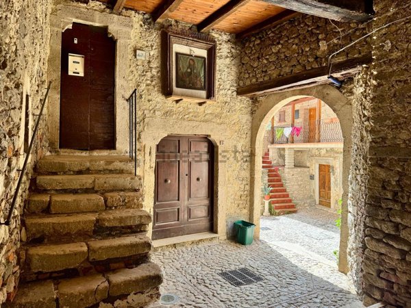 appartamento in vendita a Poggio Moiano