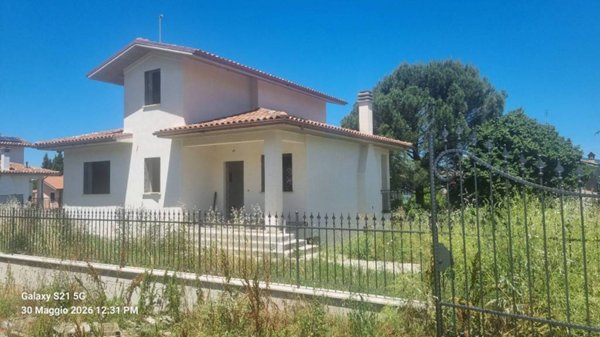 casa indipendente in vendita a Poggio Moiano