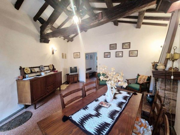 casa indipendente in vendita a Poggio Nativo