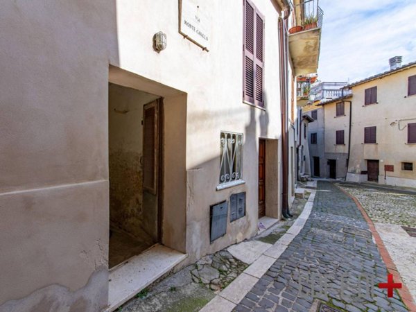 negozio in vendita a Poggio Nativo