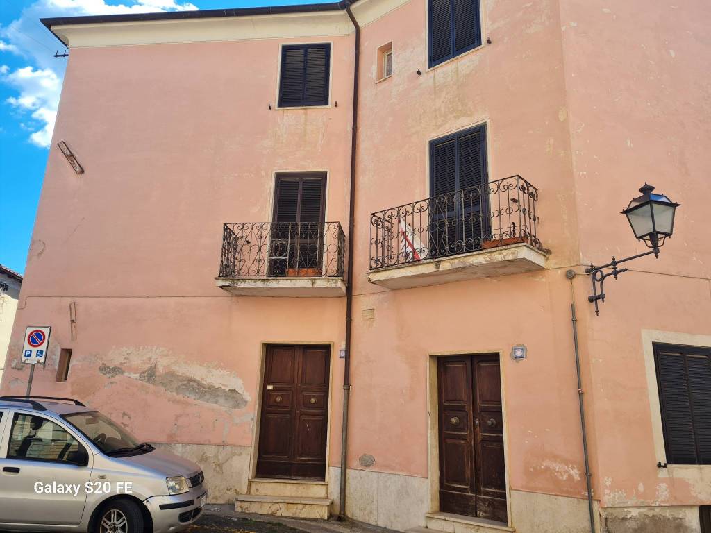 casa indipendente in vendita a Poggio Nativo