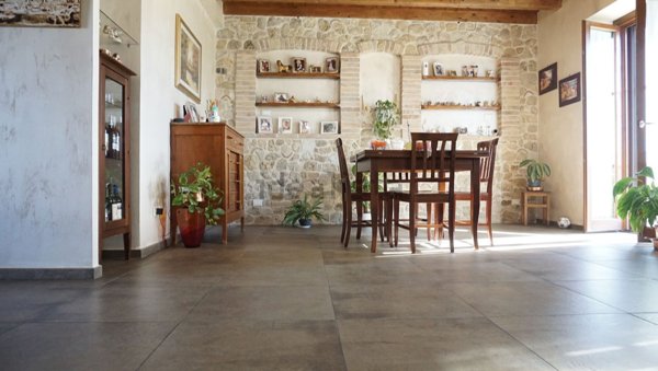 casa indipendente in vendita a Poggio Nativo