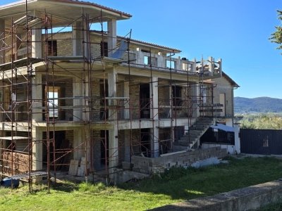 intera palazzina in vendita a Poggio Nativo