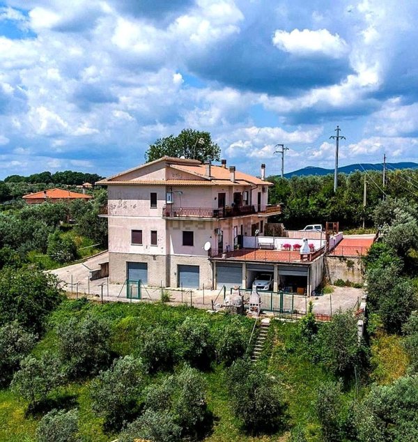 appartamento in vendita a Poggio Nativo