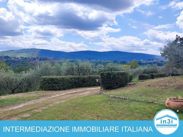 casa indipendente in vendita a Poggio Nativo